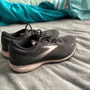 Brooks Ghost 13 size 8.5